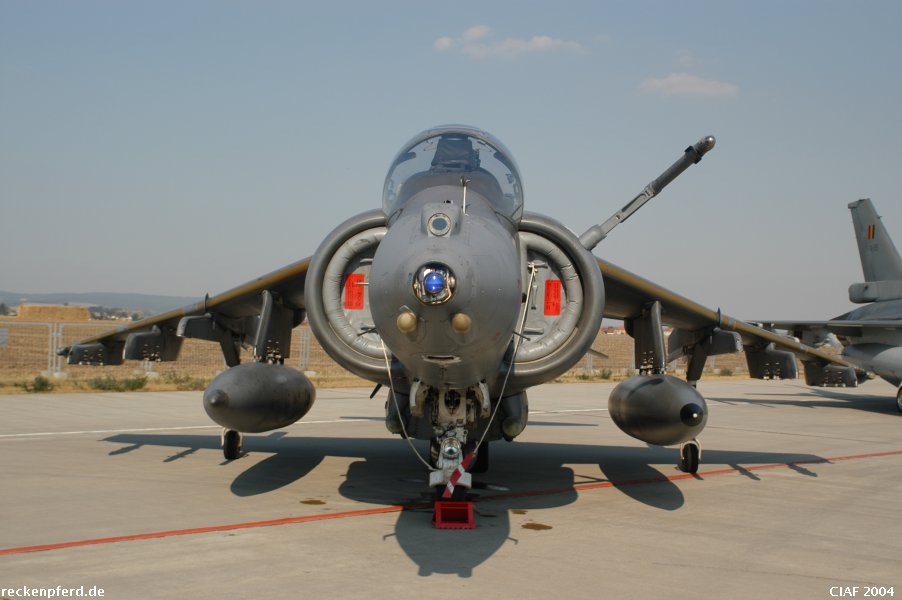 Harrier GR7 (ZD379; 27)