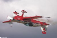 Veres Zoltán mit seiner Extra 300S